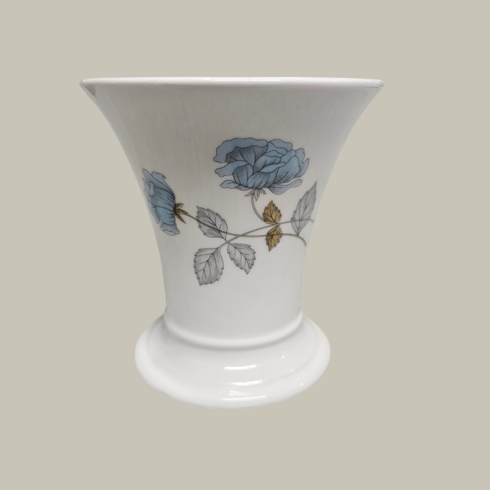 Vintage Wedgwood Bone China ICE ROSE Flute Vase 3.5" England